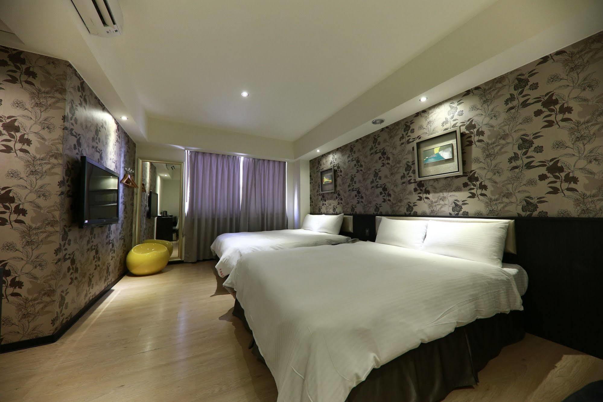 Talmud Hotel Taichung Exterior photo