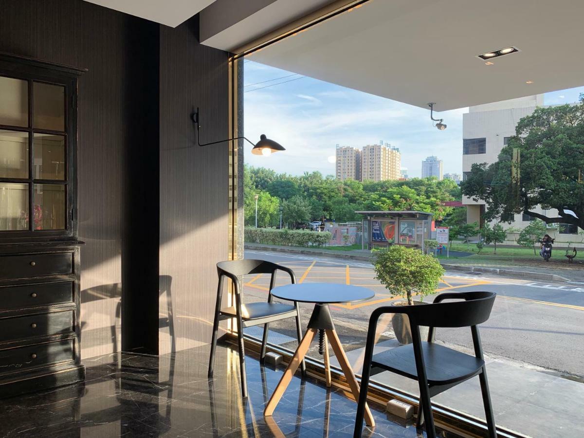 Talmud Hotel Taichung Exterior photo